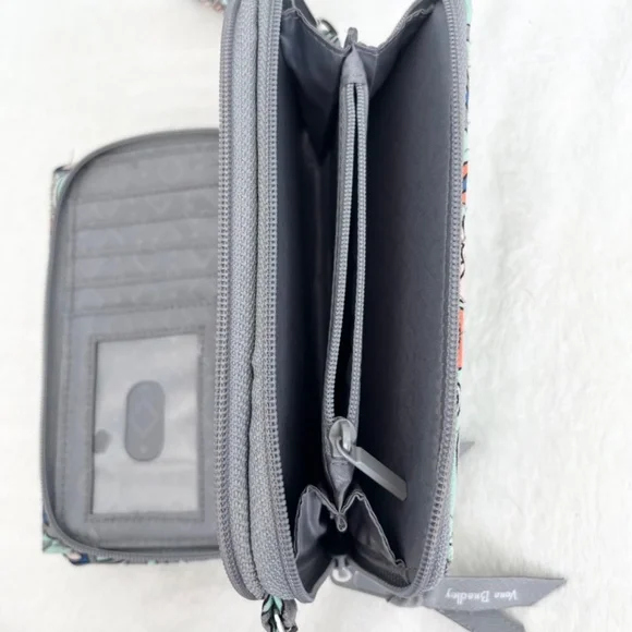 Vera Bradley RFID Wallet - Picture 3 of 4